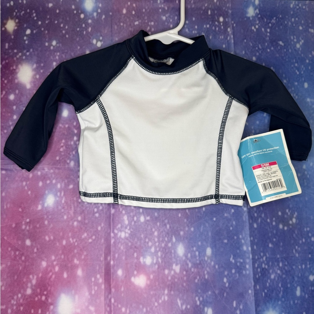 New boys UPF 50 rash guard top 🛍